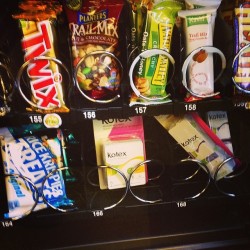 So do I want a twix or a Kotex?!?!?! One of these things is not like the others!! #wtf #vendingmachine #nooooo #instaphoto