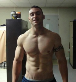 straightboysaintshy:  A hot hot hot military stud showing us most of what he’s got! Yes, PLEASE! For more hot straight boys and their meat, FOLLOW us at Straight Boys Ain’t Shy! If you think you got what it takes, don’t be shy! SUBMIT your pics