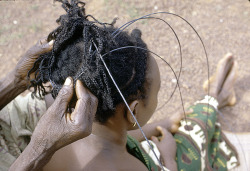 vintagecongo:  Congo, Traditional Mangbetu hairstyle called tumburu or edamburu on Mbombio, Chief Mogendo’s principal wife by Eliot Elisofon 