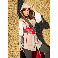 ani-mia:  First picture back from my Assassin’s Creed inspired shoot with @icemanx62. Base costume by @costumesupercenter and modified by me for our collaboration. If you look back on my Instagram feed just before NYCC, you’ll see my progress pictures.