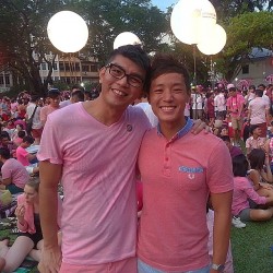 erubinz:  Yesterday #Pinkdotsg was such a success that I couldn’t upload any photos due to data congestion! Here I am with my favourite local film director, Royston Tan @filmr forever has interesting stories to tell me! Too bad I can’t be in his next