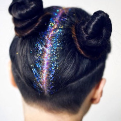 teenvogue:  Glitter roots are our latest hair obsession &gt;&gt;This trend definitely just won 2015.