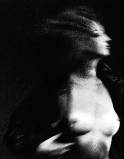 vivipiuomeno:  November Girl  Blurry Run - by Sam Haskins ph.  more