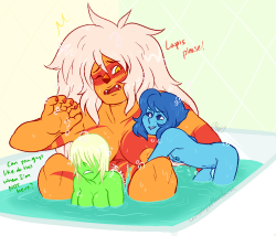 Lapis can you like keep it in for like 5 minutes please