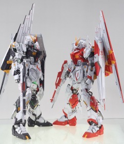 gunjap:  Jon-K’s Two Amazing MG 1/100 RX-93 Nu Gundam Ver.Ka: PhotoReview Big Size Imageshttp://www.gunjap.net/site/?p=285711