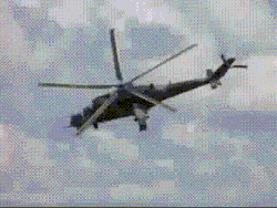 lolazo-net:  Esto es lo que pasa cuando coinciden la velocidad de obturación de la cámara con la frecuencia de la hélice del helicóptero.  