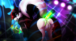 haiko271:   aquakit-loves-porn: Raver girls requested by anon  Gotta love rave parties I do 