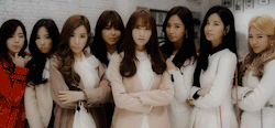 girls-generation:Tag yourself, who are you when you’re judging someone?