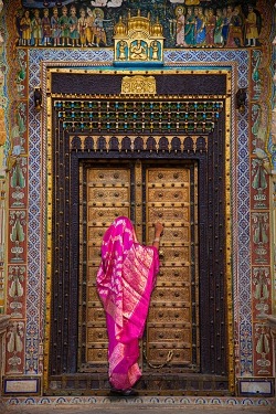 Suddenly, there was a knock at the door &hellip; (Bikaner Fort, Rajasthan, India)