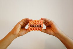 thisistheverge:  This machine creates flexible 3D structures out of wool and paper As 3D printing inches its way ever closer to the mainstream, industrial designer Oluwaseyi Sosanya has come up with a unique alternative: a machine that can weave fabric
