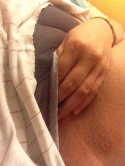 My girlfriend has given me permission to upload her nudes as long as they don’t show her face. I think that’s hot as fuck, so here I go showing her off for all the world to see. =)  Set #15