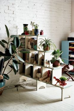 #books #plants #interior 