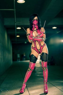cosplayfanatics:Mortal Kombat 9 Mileena Cosplay ! by Khainsaw 