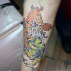 #tatu #tattoo #tatuaje #inked #inkup #inklife #loto #lotus #flor #flower #koi #fish #pez #oriental #barquisimeto #lara #venezuela #gabodiaz04