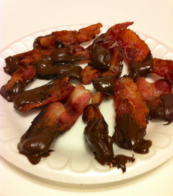 eelectrikasi:  I made chocolate covered bacon 