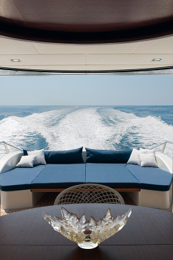 livingpursuit:  Azimut 100 Leonardo Yacht  | Source 