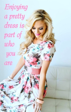 im-a-princess-sissy-cumslut:  Oh My GodI am Sooooooo totally glad dresses are!!!💐🌸🌹👑Princess Cumslut Sissy👑