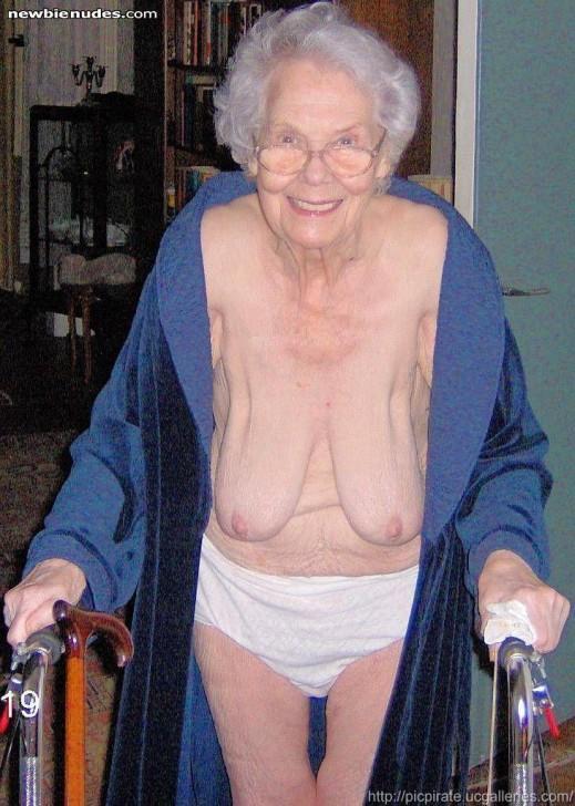 Sex mom fuck Tattoed grandma 6, Free sex pics on cumnose.nakedgirlfuck.com