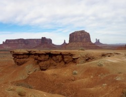 feet-of-clay:  Monument Valley/Oljato, Navajo Nation Tse Bii’ Ndzisgaii (Vally of the Rocks) #2 