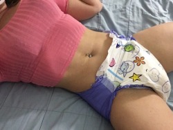 badlilblubunny: Legs spread and ready for you or all twisted up, squeezing the thickness of my wet diaper against my pussy? You make me want to do both, Daddy. Which one do you want me to do? 