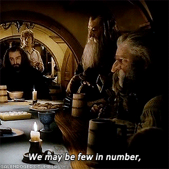weesnawwwwwdfd-deactivated20161:    Fili’s nod with Thorin after princely morale speech-ing   