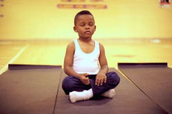 wiiiildcurls: dnaguzzlingteamcaptain:   youngblackandvegan:  zerosuit:  babydreamgirl:  mymodernmet:  School Successfully Replaces Detention With a Mindful Meditation Room  this is such a good and productive decision?   Ok everyone should do this. Stop
