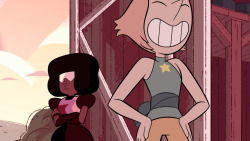 publicenemy333:  I Don’t think enough people have done this, but can we take a moment to appreciate this expression of Pearl’s?  This screen happens right after she makes her “Lion Around” joke that Peridot pretends to laugh at. I mean LOOK AT