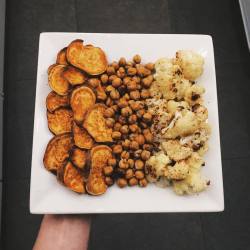 bexmaddy:  bariatricbeast615:  oatsandandrea:  Dinner time! I’ve got some roasted sweet potato slices, homemade roasted chickpeas, and roasted cauliflower! I sampled some out of the oven to make sure they were fully roasted and it was so delish! So