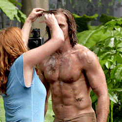 henricavyll:  Alexander Skarsgård behind the scenes of The Legend of Tarzan  