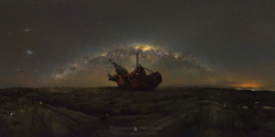 space-pics:  The Milky Way over an abandoned ship, Argentina. Photo credit: Sergio Montúfar. [1080x540]