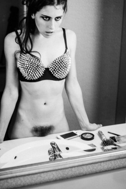 bushisbeautiful:  Katlyn Lacoste, on Model Mayhem! by Chip Willis…