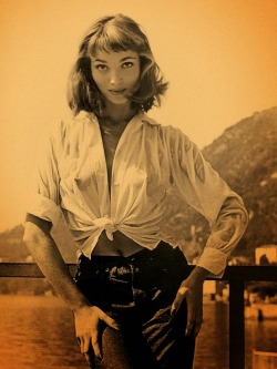 Elsa Martinelli, Vogue, circa 1955.