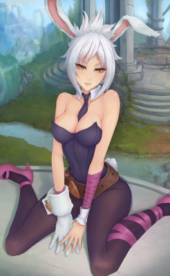 unsomnus:  Riven, in all of her battle bunny glory.http://unsomnus.deviantart.com/art/Riven-Battle-Bunny-568787609