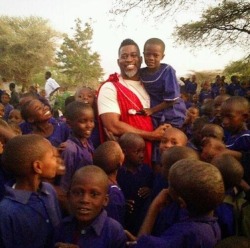 peopleofthediaspora:  afro-dominicano:  minusthelove:  jonesydaking:  thirdeyetheory:  spor-addict-thoughts:  darvinasafo:  David Banner in Tanzania  How can you as a Black person not see yourself in Black children?  Does he not look like Black Jesus!!???