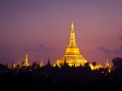 Gilded glow (Shwedagon Pagoda, Yangon, Burma)