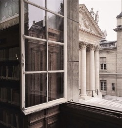 flixls:  Paris-Sorbonne University   (not my original photograph)