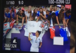 the-gals:  so this kinda sorta happened today. and Im not okay. I met my favorite player. she thought my sign was cute. one of the players pointed to it at the end of the game and she looked over and had a huge smile and then came straight over to me