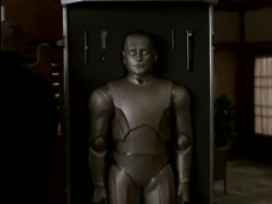 garabatoz:  “You are not like any other Pearl.” Pearl is a bit like Andrew the servant android from the Bicentennial Man.   &gt; .&lt;