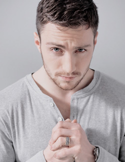 dailycelebrityedits:Aaron Taylor-Johnson for Men’s Health (2014) 