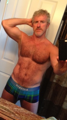 nh-life: Ok fine… Here’s my favorite swimsuit again… Showing a little tan line. :)  Sadly this guy deleted his tumblr. :(