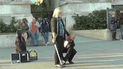 sizvideos:  Amazing Street Performer in Trafalgar SquareVideo - Via Siz iOS app