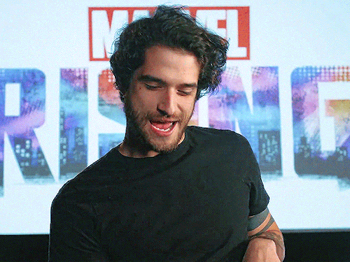 chrishemswrth:  TYLER POSEY answers YOUR Burning Questions