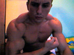 2013gaywebcams:  I`m a real bodybuilder, trying to make my way to the top. And ready for live chat