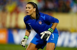 thereallovechild:  stolenpicsonly2:  Hope Solo, USA Goalkeeper, leaked icloud pics   Sweet
