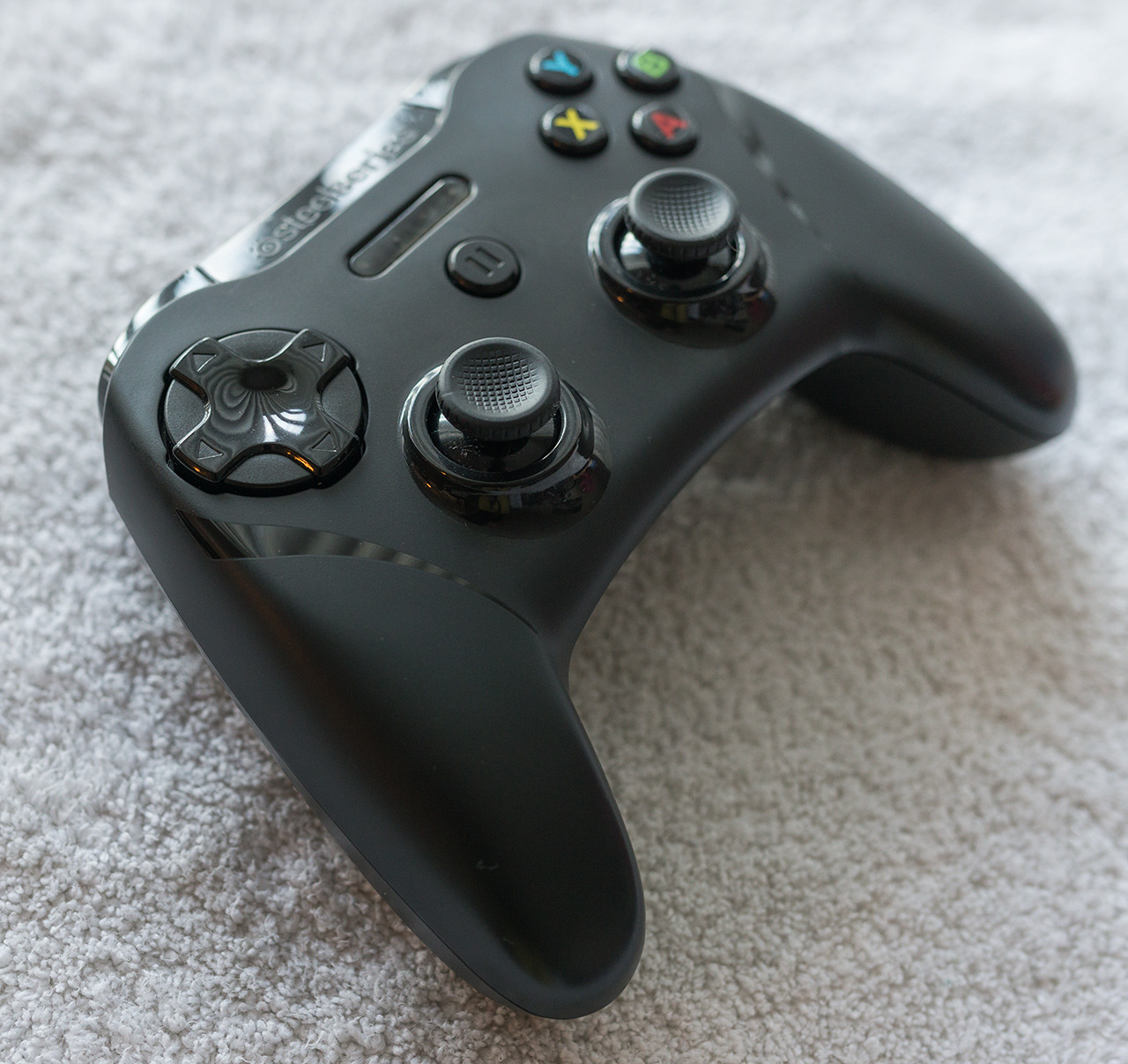 SteelSeries Stratus XL dpad review AfterPad image
