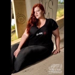 @slink_jeans featuring Kerry Stephens @karielynn221979  A Big thank you to @photosbyphelps LOVE your BODY #SLINKit #loveyourbody #loveyourself #positivevibes #bodypositive #curvy #curvygirl #psootd #psmodel #psblogger #selfy #selfie #redhead #lips #redlip