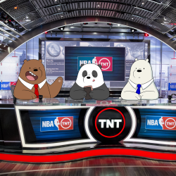 EJ, Kenny, Charles, Shaq.. NBA on TNT rocks.But tonight, We Bare Bears are bringing the shiny desk to CN. 