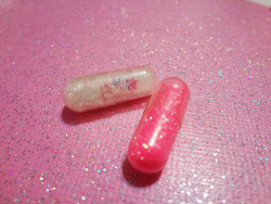 paradise-is-goodvibes:  Glitter pills | via Tumblr on We Heart It.