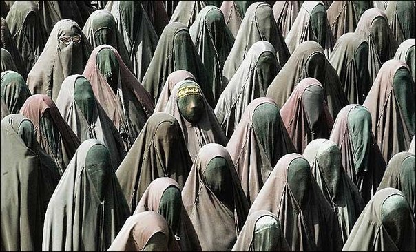 Muslim women dress code in iran