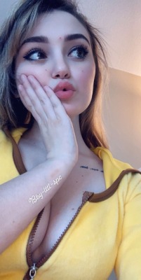bby-lttl-spc:  PSA my boobs are getting bigger and I’m vv happy @littleforbig 